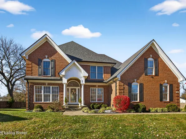 9702 Tufton Ct, Jeffersontown, KY 40299