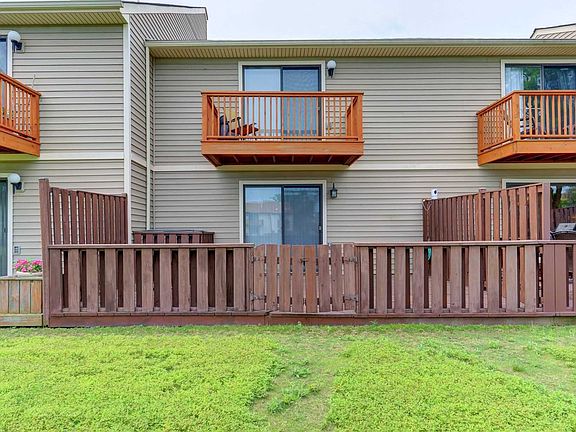 3rd image of 100 Daly Blvd APT 909