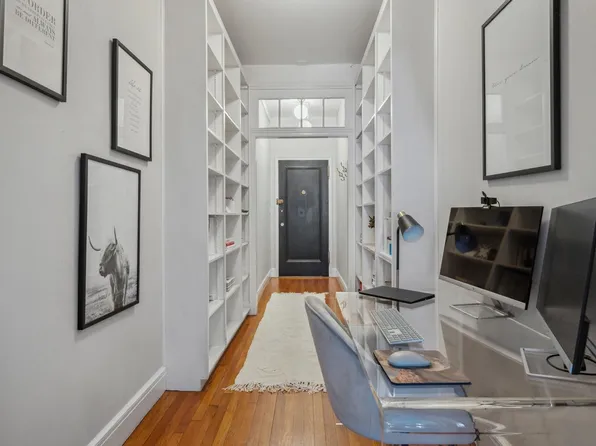 150 East 49th Street 8D image 8 of 9
