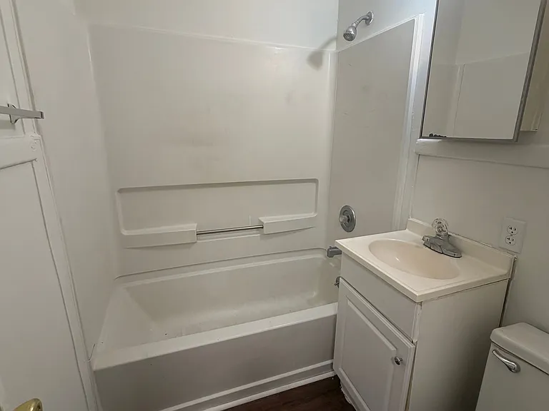 1200 Old Sunbury Rd #8 — Photo 6