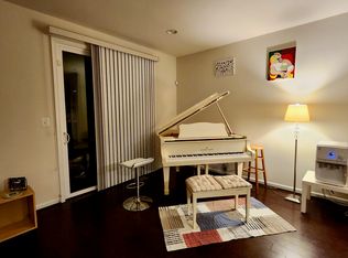 8125 Honey Bee Way, Manassas, VA 20111
