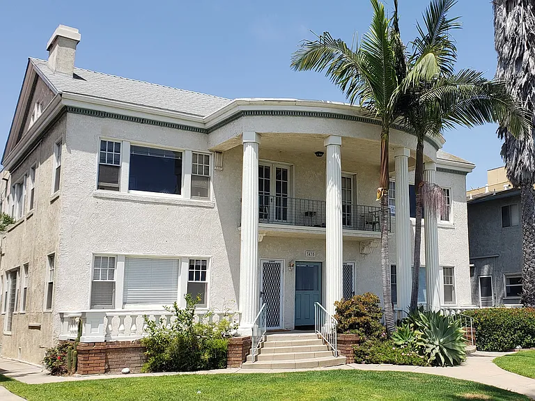 3433 E Ocean Blvd — Photo 15