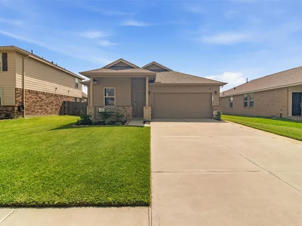 411 Walnut Branch Dr, Baytown, TX 77523