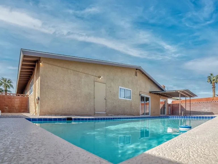3556 Ruth Dr — Photo 21