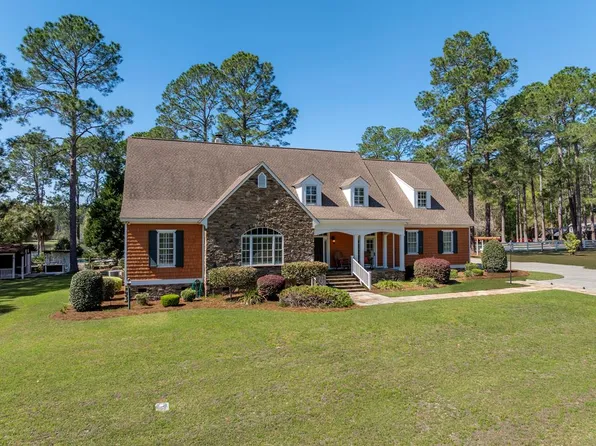 5308 Forest Lake Dr, Tifton, GA 31794