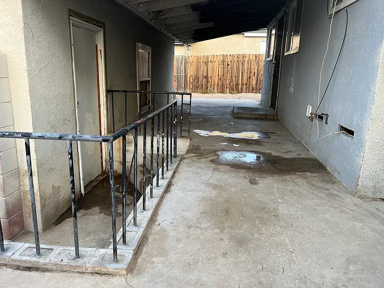 1041 Flora Ave — Photo 19