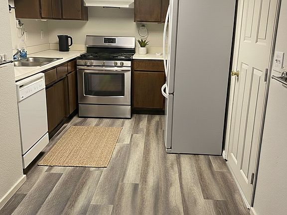 5th image of 3030 I St NE APT B