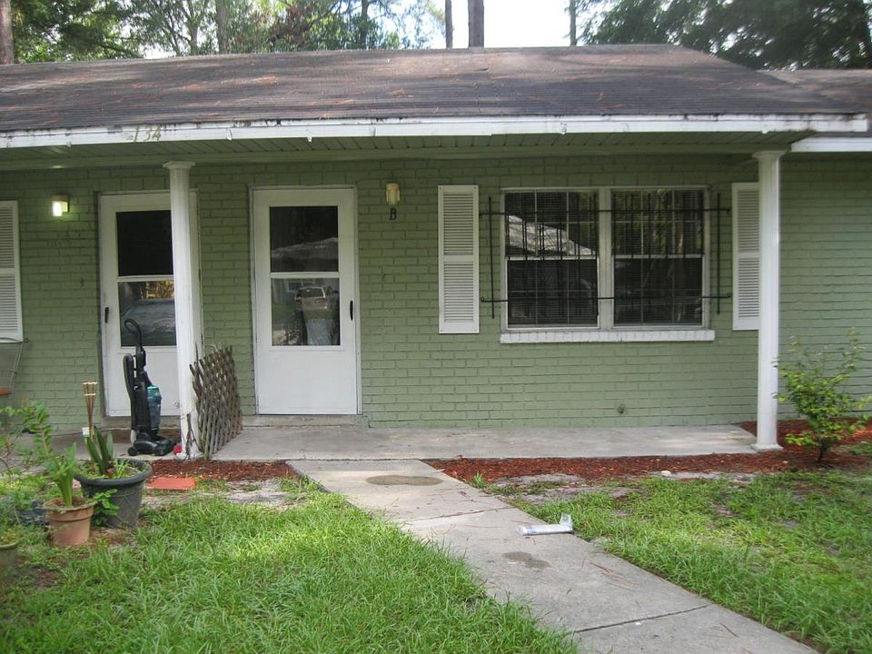 1st image of 134 NE 41st Pl
