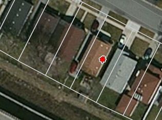 3709 Maxey Ct, Robbins, IL 60472