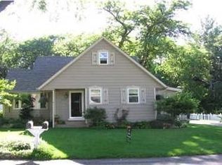 6756 Adrian Ave SE, Grand Rapids, MI 49548
