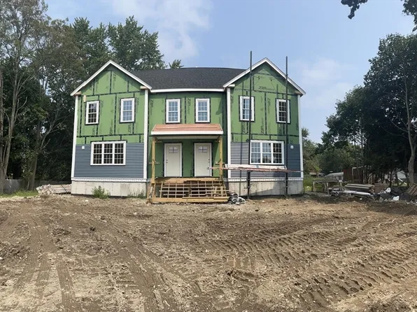 74 Franklin St #2, Whitman, MA 02382