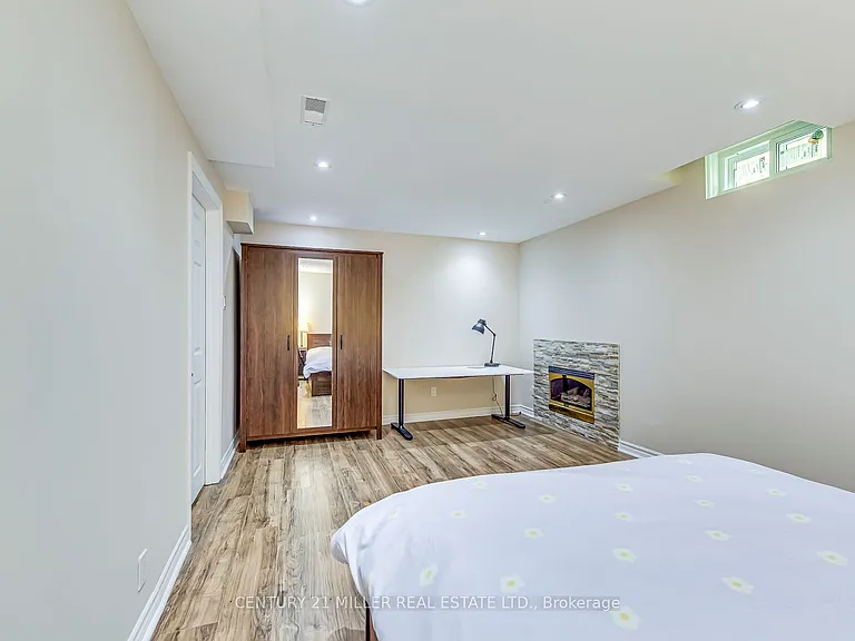 1351 Fieldcrest Ln #LOWER — Photo 16
