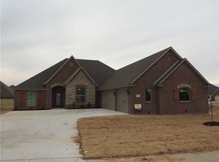 4504 SW Graystone St, Bentonville, AR 72712