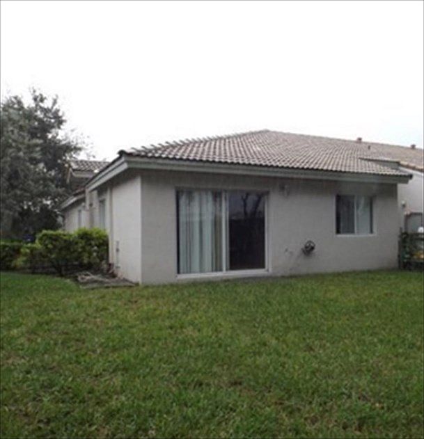 2nd image of 11656 SW 19th St