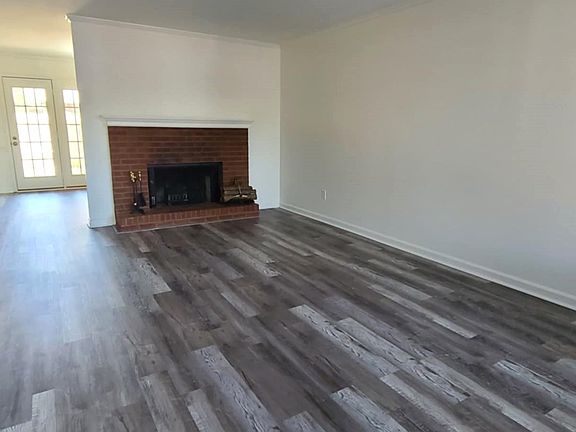 4th image of 307 Westfield Dr