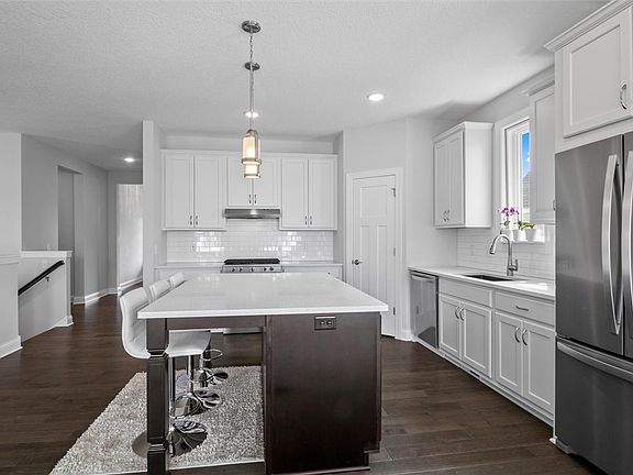 5th image of 1153 Red Pine Lane