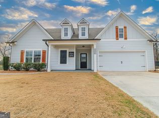 394 Glenn Trl, Winder, GA 30680