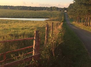 V Frank Rd, Russell Springs, KY 42642