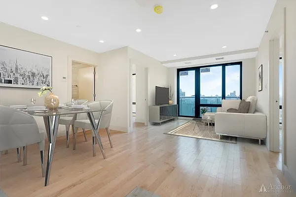 Rented by Anchor Associates | media 18