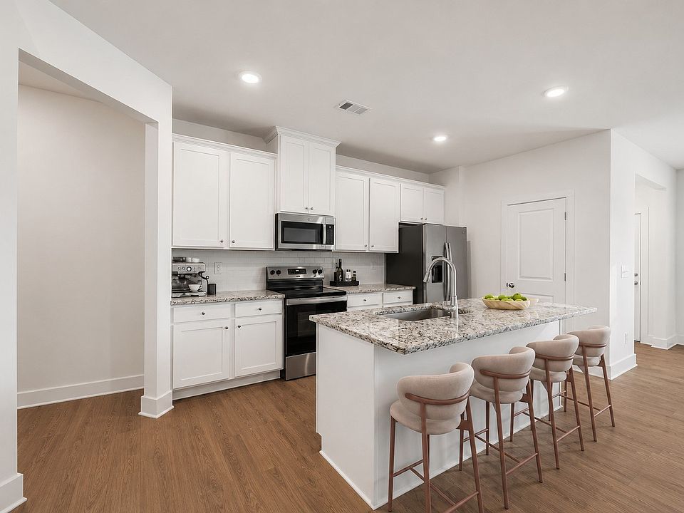 1st image of 2060 Woodbine Way