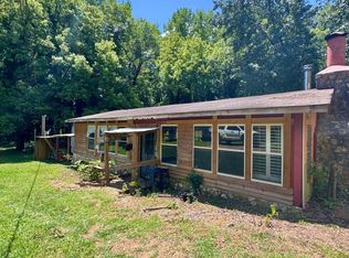 81 Hughes Dairy Rd SE, Lindale, GA