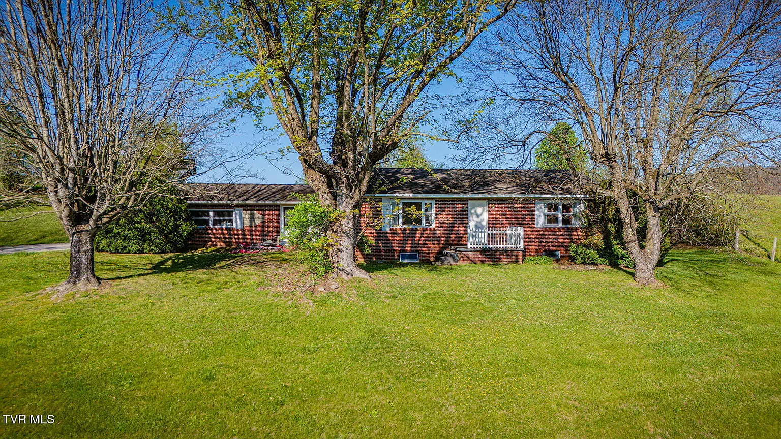 599 River Bend Rd photo 1
