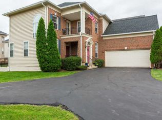 8364 Gaither St, Manassas, VA 20110