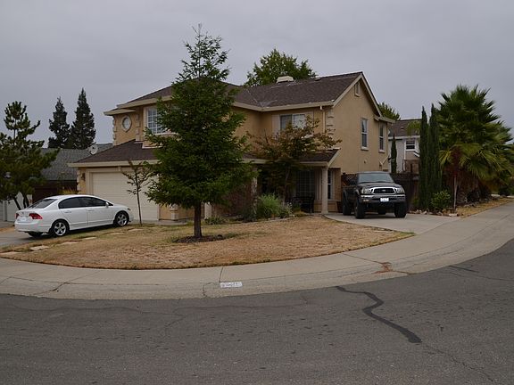 2nd image of 1430 New England Dr