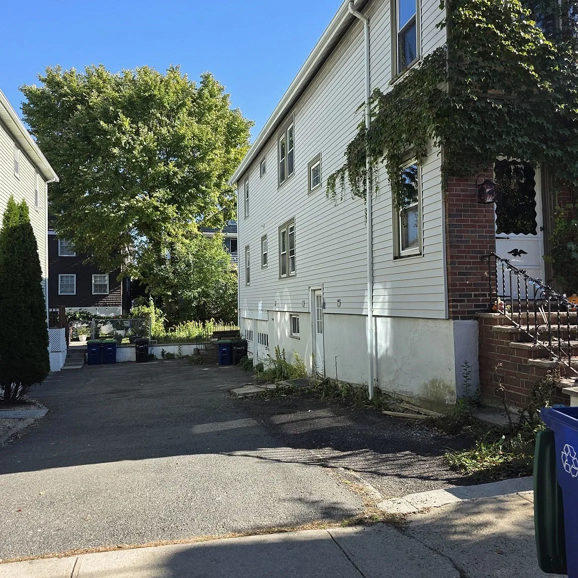 93 Bailey Rd — Photo 2
