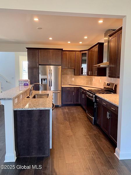 5th image of 36 Windrow Way