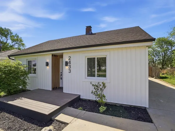 2433 Lindsay Rd, Obetz, OH 43207