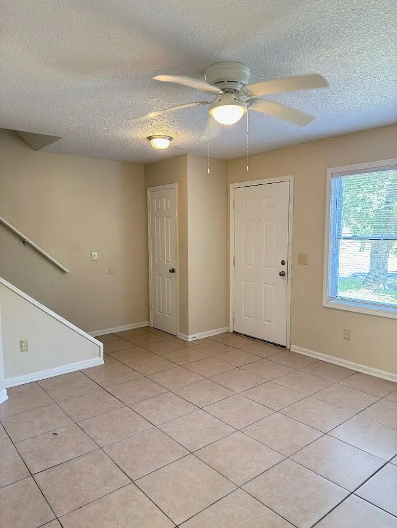 129 Inlet Reach Circle — Photo 4