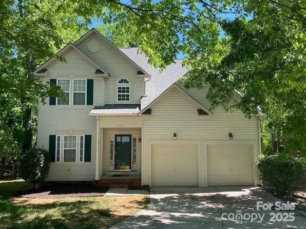 5323 Dewmorn Pl, Charlotte, NC 28269