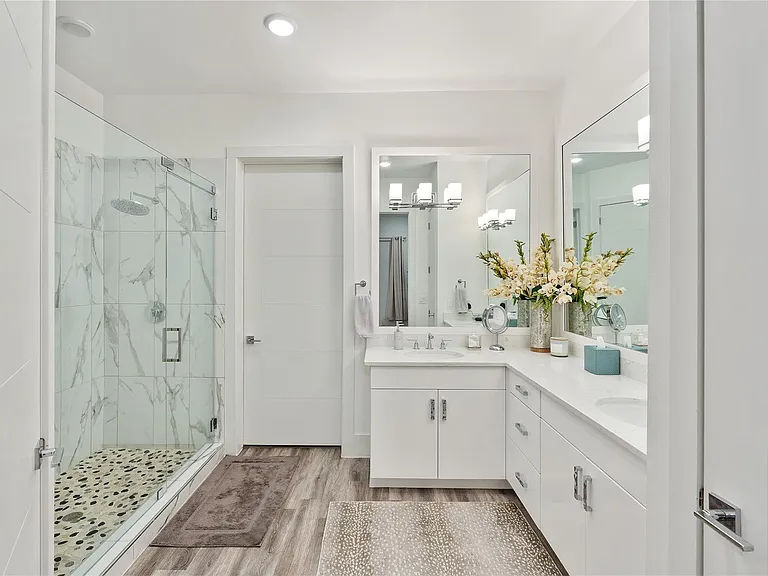 199 Waterpoint Ct #208 — Photo 5