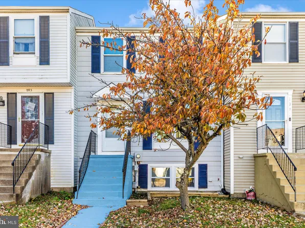 1355 David Ln, Frederick, MD 21703