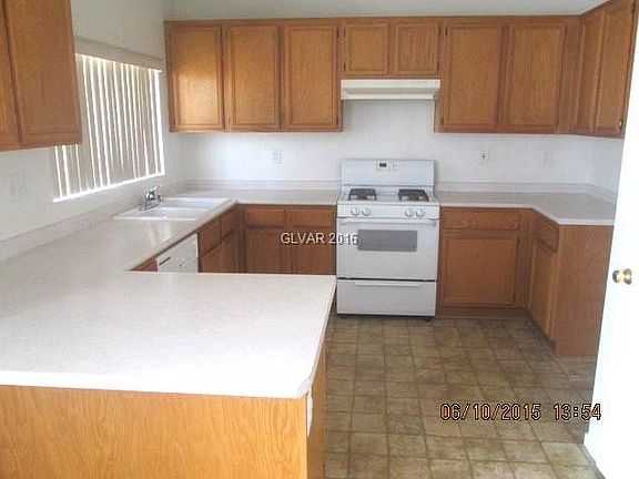 4th image of 7432 Easingwold Dr #0