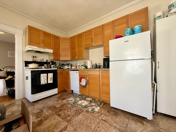 55 Cherry St, Waltham, MA