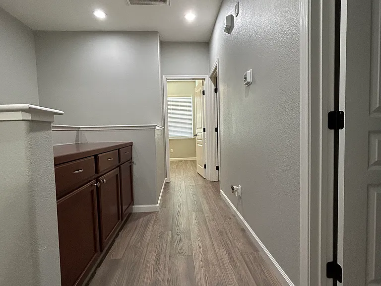228 W Lucita Way — Photo 15