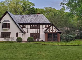 11 Spring Brook Rd, Morristown, NJ 07960