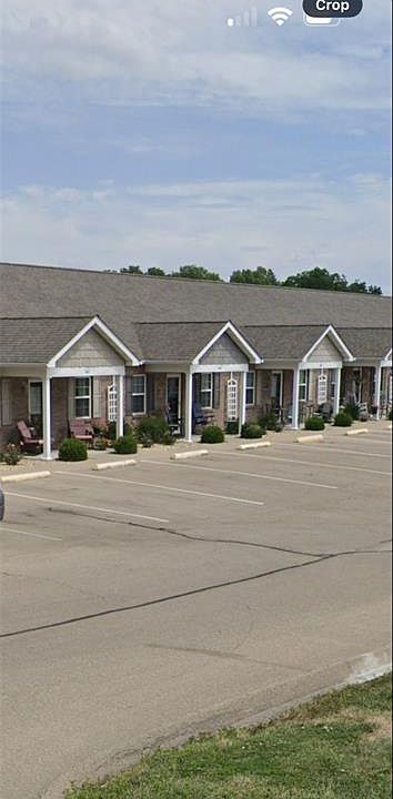 1st image of 400 Park Dr