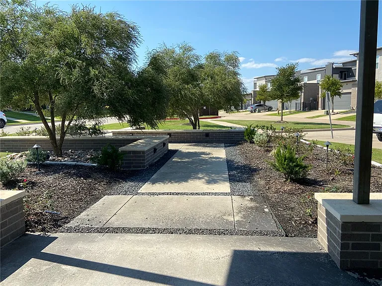 3901 Ws Phillips Pkwy — Photo 39