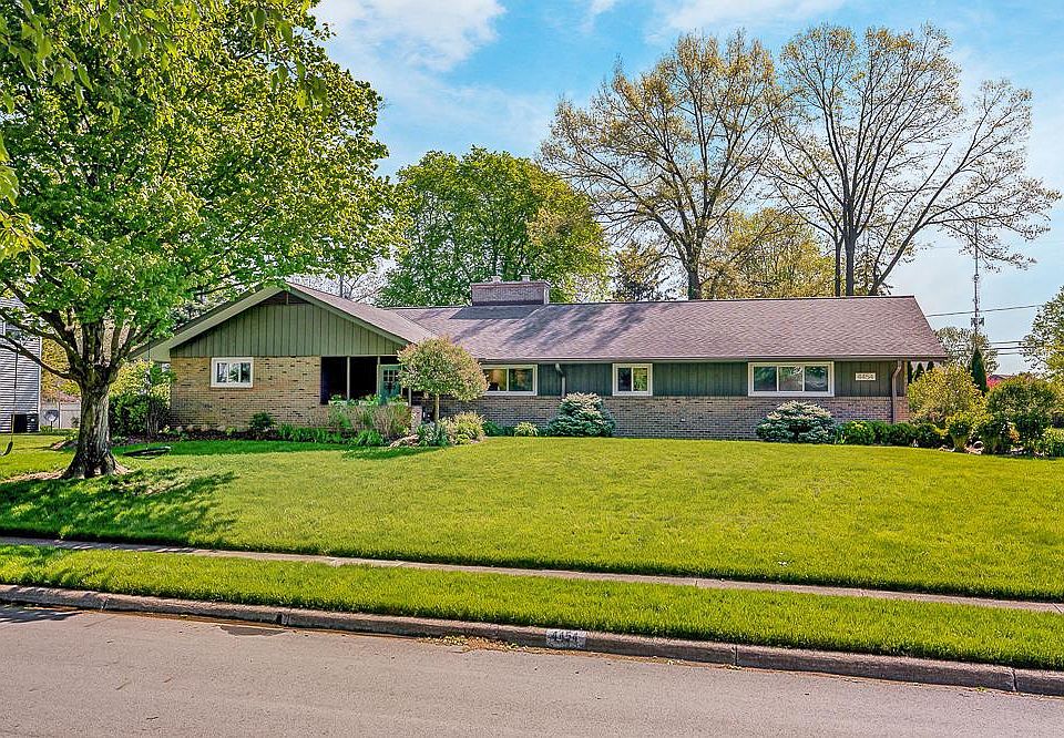 1st image of 4454 Sussex Dr