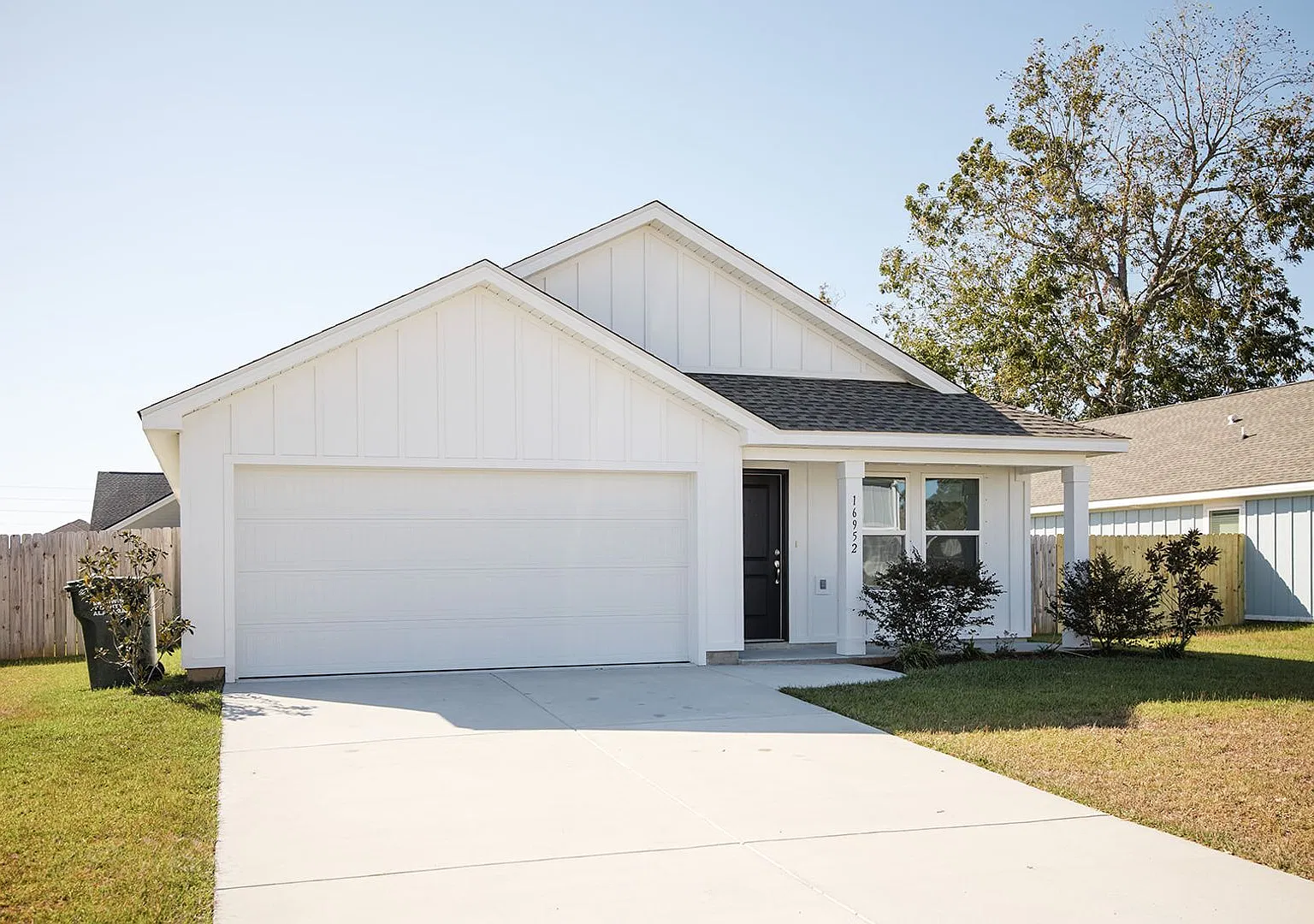 Beautiful Newer Construction Home for Rent in Loxley — Photo 2