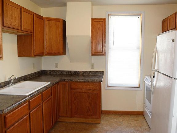 4th image of 1010 Kenwood St