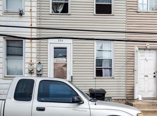 235 Maple St, Reading, PA 19602