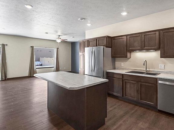 5th image of 2563 E Meadowside Pl