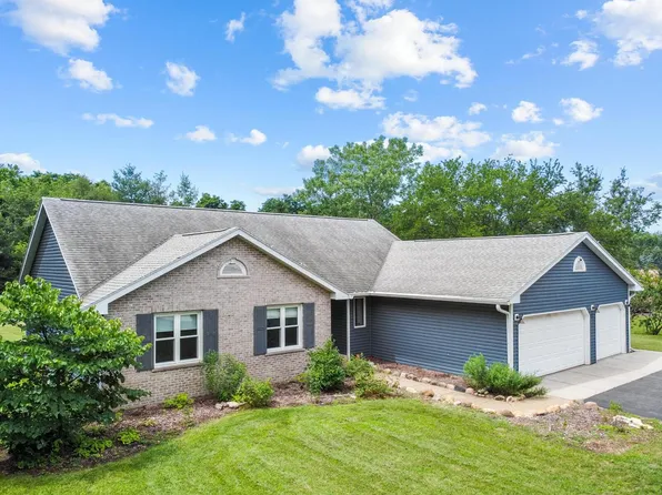 11830 333rd AVENUE, Twin Lakes, WI 53181