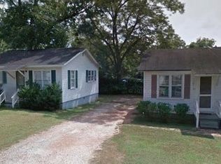52 Elizabeth St, Commerce, GA 30529