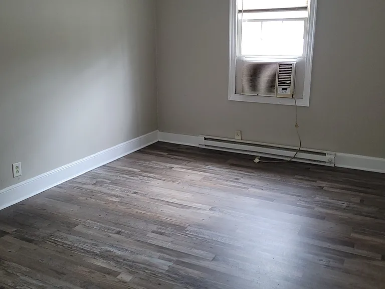 814 Sunset Ave #3 — Photo 5