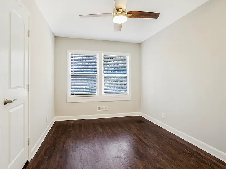 618 Oak Ridge Dr — Photo 12